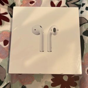 Brand new air pods (never used)